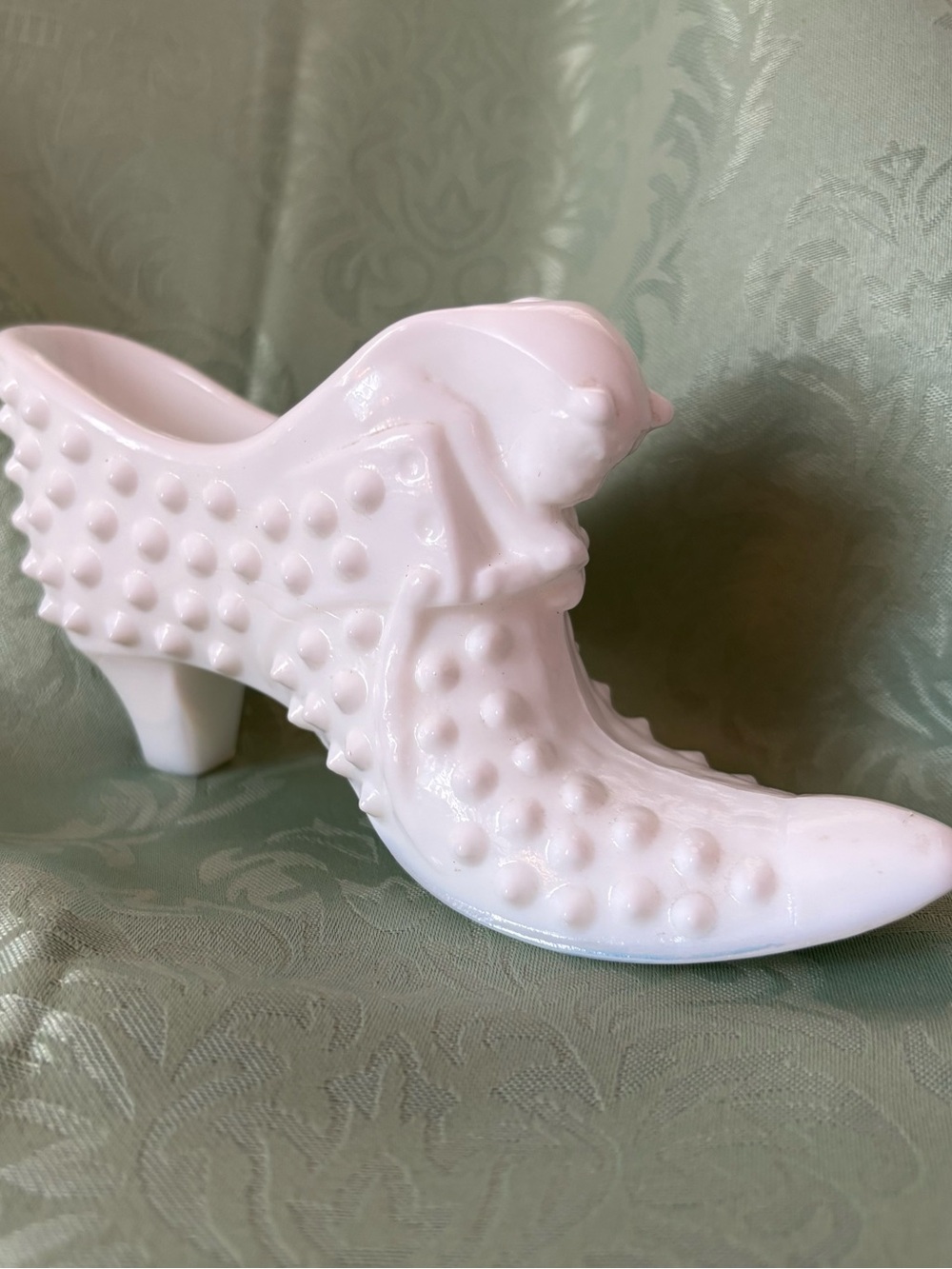 VTG Fenton Hobnail White Milk Glass Cat Head Slipper Shoe Figurine 1968-1969